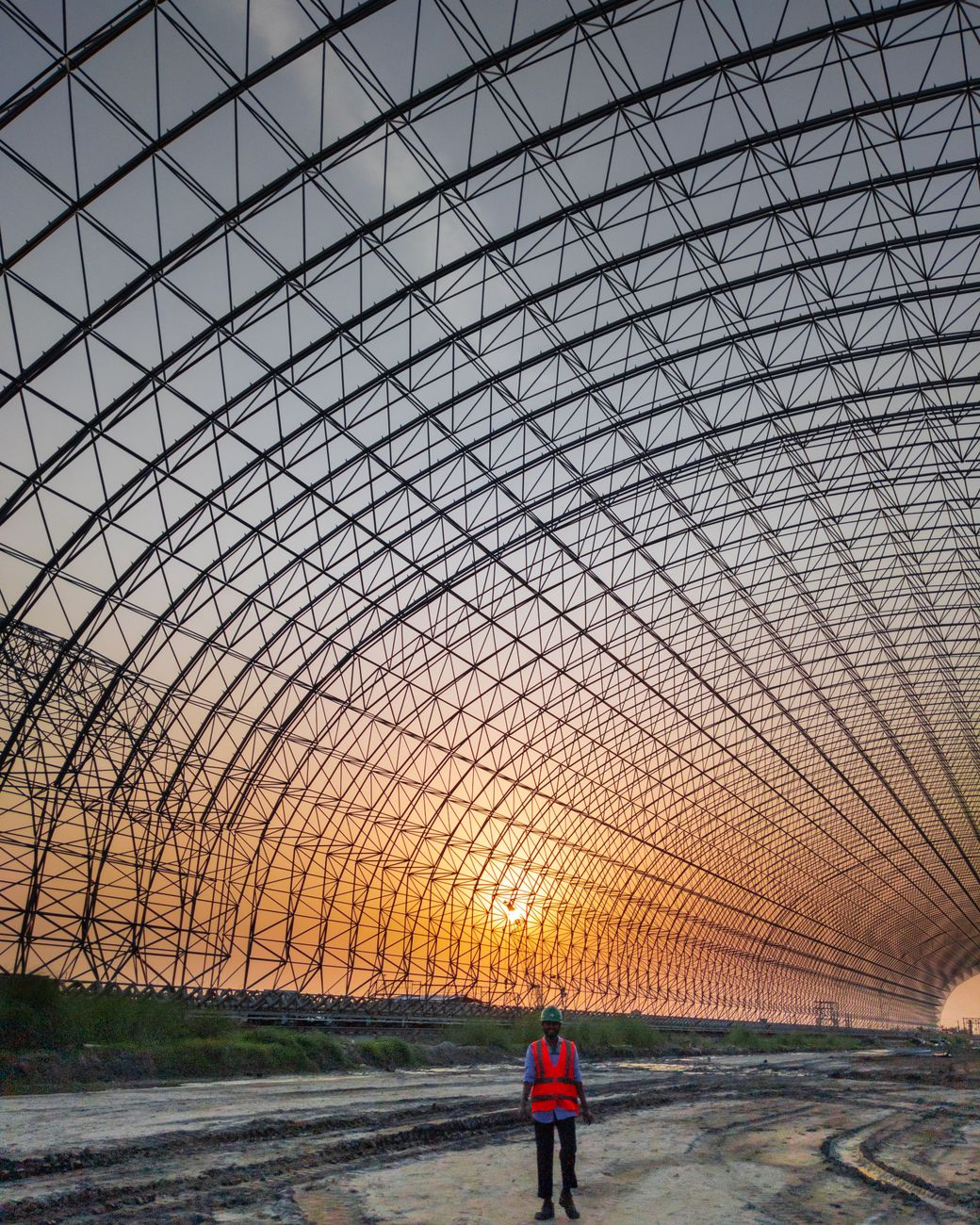 worker under frames construction